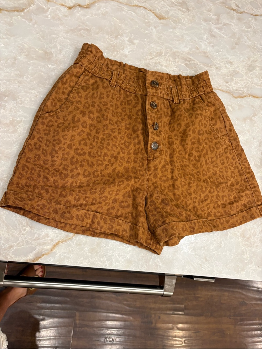 GAP Size 6 Cognac Brown Leopard Linen Blend High Rise Shorts